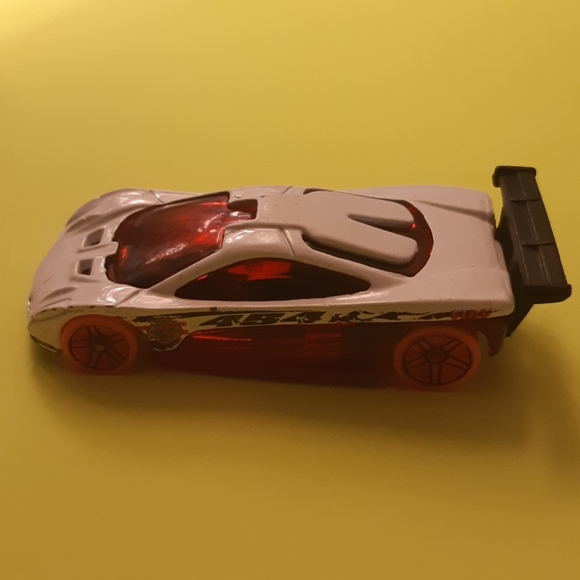 Hot Wheels Prototype 12| 2001 Diecast 1:64| 7/10 - Picture 4 of 8